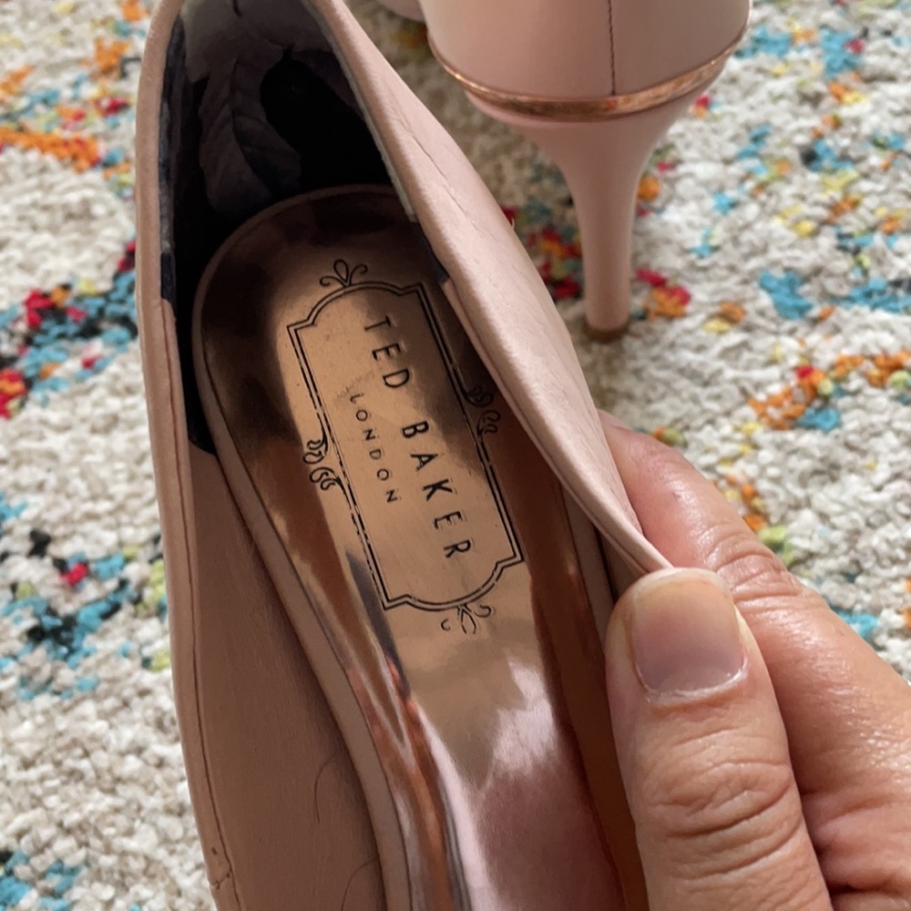 Ted Baker London Pointed Toe Leather Court Shoes - Picture 5 of 9
